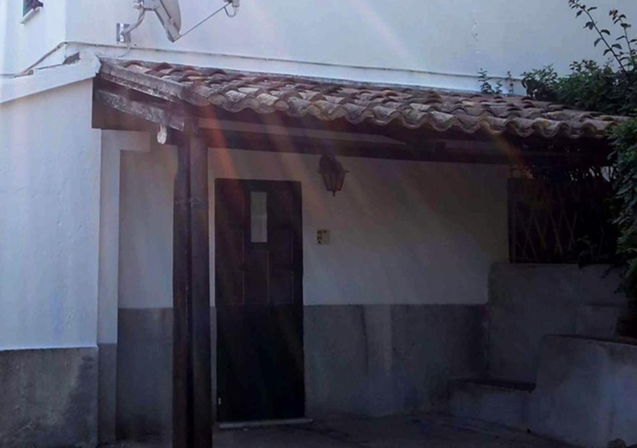 Tenuta Conte Ruggero Santa Domenica  Extérieur photo