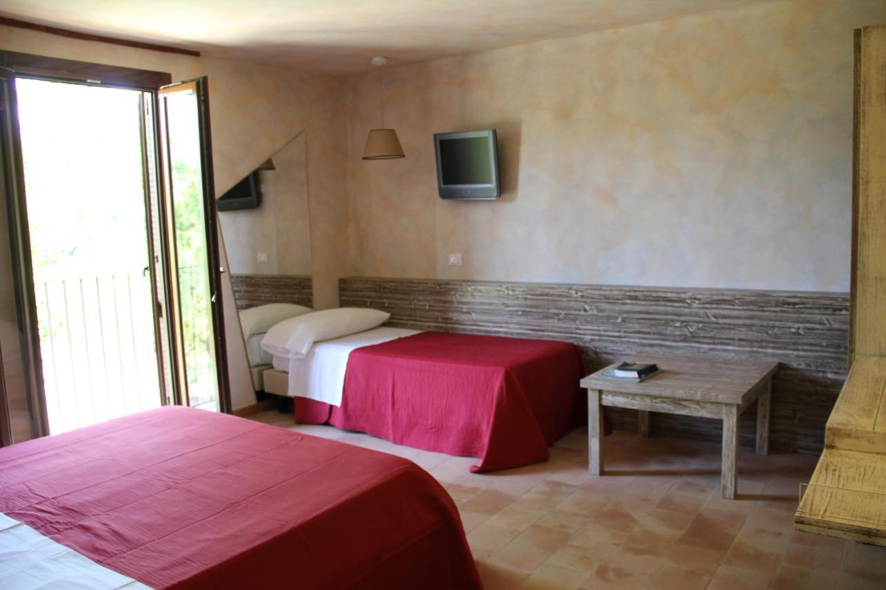 Tenuta Conte Ruggero Santa Domenica  Extérieur photo