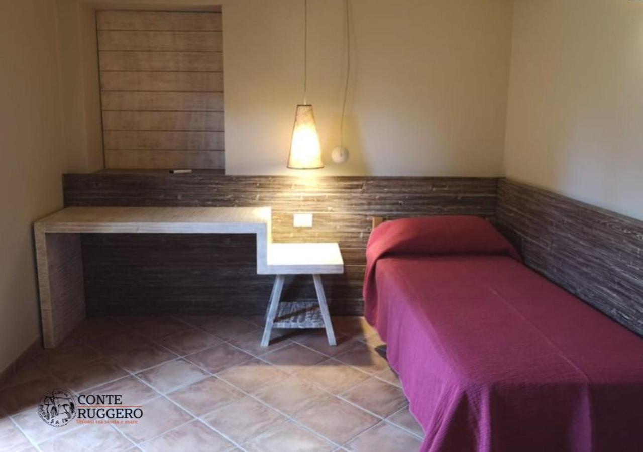 Tenuta Conte Ruggero Santa Domenica  Extérieur photo