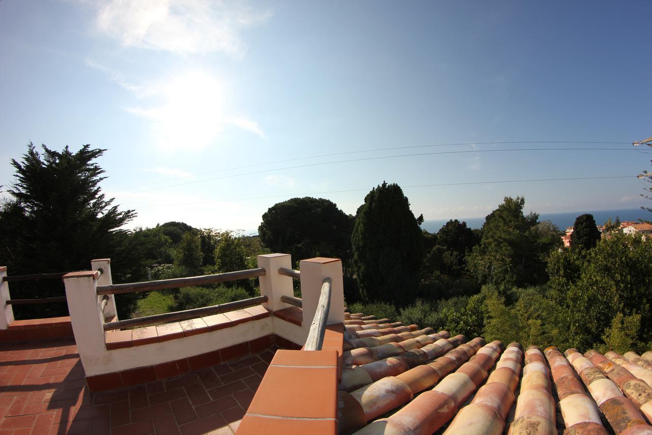 Tenuta Conte Ruggero Santa Domenica  Extérieur photo